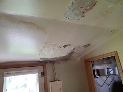 Water Damage to Ceiling